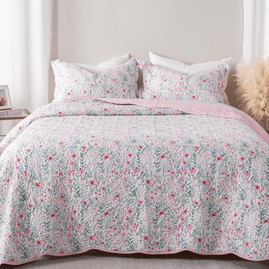 Garden Breeze Coverlet Set