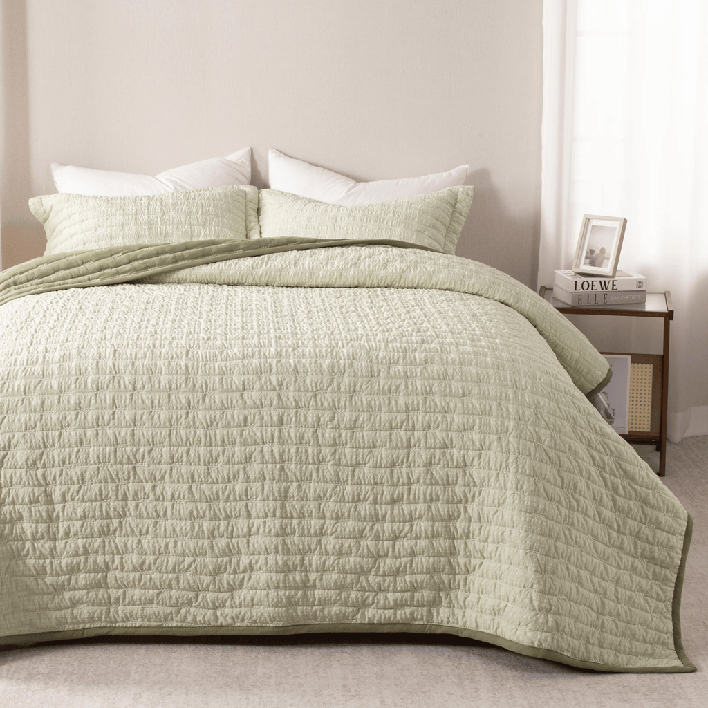Green Fields Coverlet Set