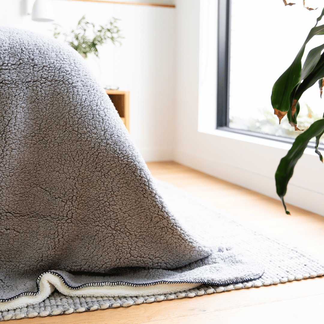 Hudson Blanket in Grey