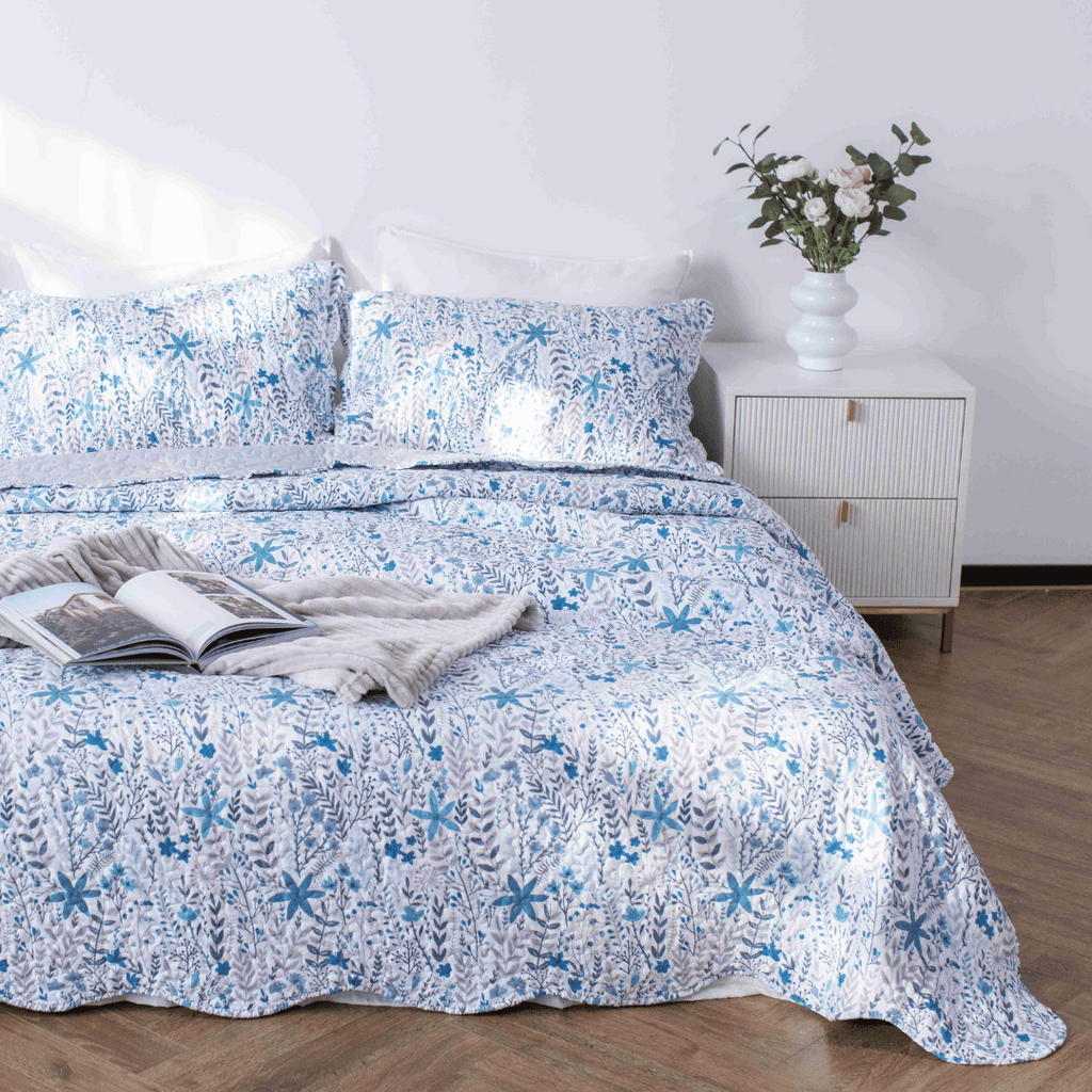 Kelsey Coverlet Set