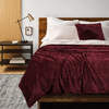 Teddy Fleece Blanket in Burgundy