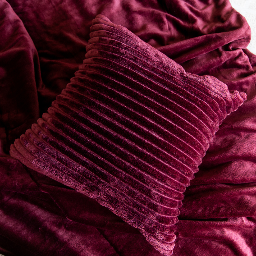 Teddy Fleece Cushion in Burgundy
